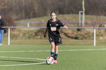 Bild 84 - wBJ SV Wahlstedt - SV Henstedt Ulzburg : Ergebnis: 0:1